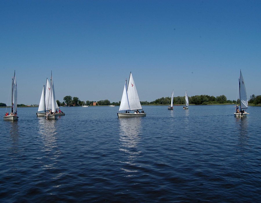 valk-huren-friesland-sneekermeer-schoolreis