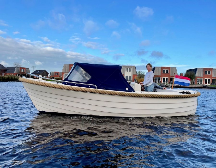 Sloep-huren-Friesland-Akkrum.jpg