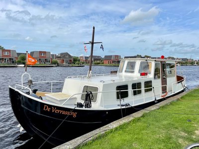 VERKOCHT: Rietaak met recente motor